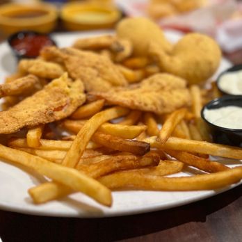 Los Cucos Mexican Cafe - Combo Frito - fried fish, fried Shrimp and shrimp stuffed jalapeños - Tex-Mex Near Me - Katy, Texas Los Cucos Mexican Cafe - Combo Frito - fried fish, fried Shrimp and shrimp stuffed jalapeños - Tex-Mex Near Me - Katy, Texas
