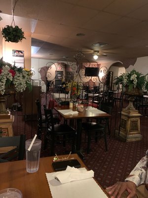 Como's Italian Restaurant by null