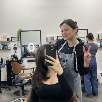 Glamourax - Hair Salons Near Me - Burbank, California
