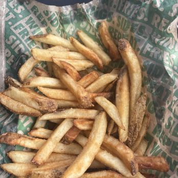 Wingstop - Fries were unseasoned and cold. Usually good but sucked today. had to go in multiple times to correct the order and it was still wrong. - Chicken Wings Near Me - Harwood Heights, Illinois Wingstop - Fries were unseasoned and cold. Usually good but sucked today. had to go in multiple times to correct the order and it was still wrong. - Chicken Wings Near Me - Harwood Heights, Illinois