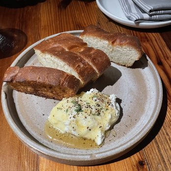 Intero Restaurant - The ricotta and focaccia - Italian Near Me - Austin, Texas