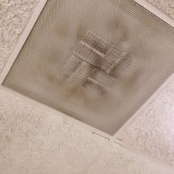 Watkins Eye Center - Mold/filth in vents
