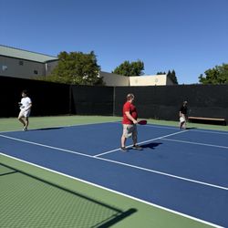 Las Flores Community Center