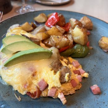 The Bistro Edgewood - Omelette - New American Near Me - Stateline, Nevada The Bistro Edgewood - Omelette - New American Near Me - Stateline, Nevada
