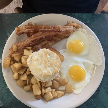 Clary's Cafe - The Oglethorpe - Breakfast & Brunch Near Me - Savannah, Georgia Clary's Cafe - The Oglethorpe - Breakfast & Brunch Near Me - Savannah, Georgia