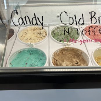 Scratch Ice Cream - Ice Cream & Frozen Yogurt Near Me - Brookfield, Wisconsin