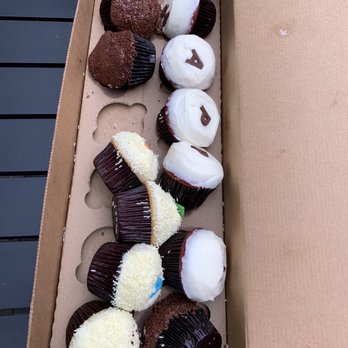 Sprinkles Georgetown - Bakeries Near Me - Washington, DC, District of Columbia