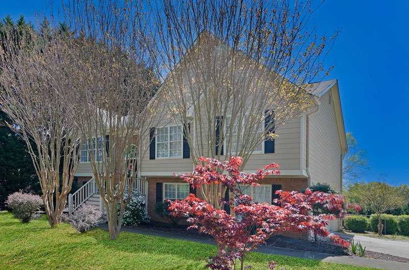 Slide of AP Associates Contracting