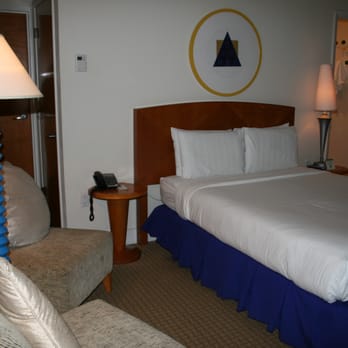 Blue Moon Hotel Autograph Collection - our funky room - Hotels Near Me - Miami Beach, Florida Blue Moon Hotel Autograph Collection - our funky room - Hotels Near Me - Miami Beach, Florida