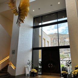 Entrance lobby area of the spa! Entrance lobby area of the spa!