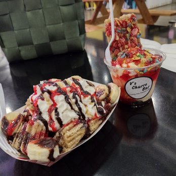 V’s Churro Bar - Churro Bites Delight & Wonder Pebbles Churro Sundae - Food Trucks Near Me - Reno, Nevada