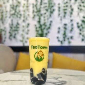 Tea Town - Mango Smoothie w/Grass Jelly | IG @moniquedao - Bubble Tea Near Me - San Diego, California Tea Town - Mango Smoothie w/Grass Jelly | IG @moniquedao - Bubble Tea Near Me - San Diego, California