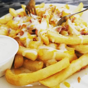 Porch Swing Pub - Yums - Pubs Near Me - Houston, Texas