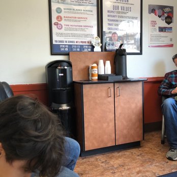 Jiffy Lube - Warm coffee and water in the lounge area to enjoy along with a movie while you wait - Oil Change Stations Near Me - Silverdale, Washington Jiffy Lube - Warm coffee and water in the lounge area to enjoy along with a movie while you wait - Oil Change Stations Near Me - Silverdale, Washington