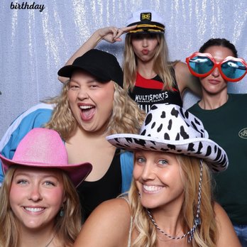 Infiniti Photo Booth - Photo Booth Rentals Near Me