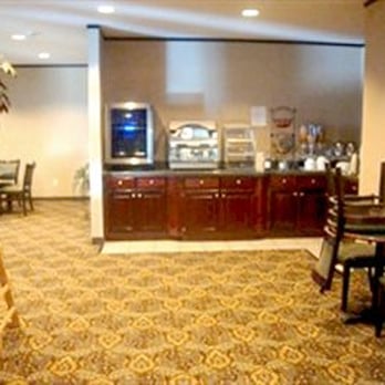 Luxury Inn & Suites - Breakfast - Hotels Near Me - Troy, Missouri