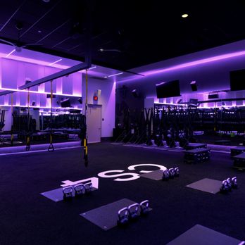 Club Studio - Gyms Near Me - Long Beach, California Club Studio - Gyms Near Me - Long Beach, California