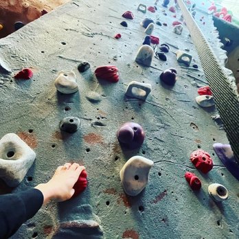 Stoneworks Inc Climbing Gym - Gyms Near Me - Beaverton, Oregon Stoneworks Inc Climbing Gym - Gyms Near Me - Beaverton, Oregon