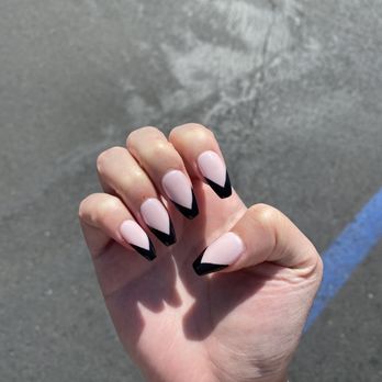 La Beaute Nails - Dip Powder with French Tip in Gel - Nail Salons Near Me - San Dimas, California
