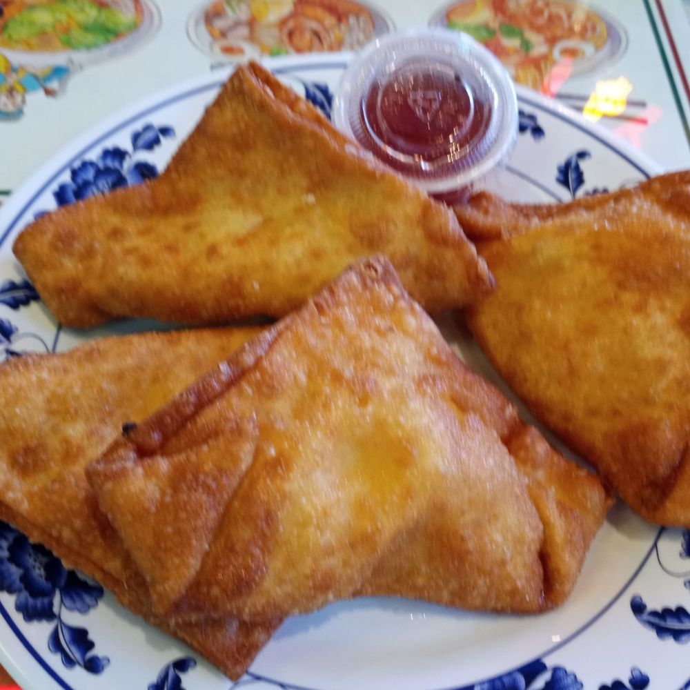 Ken Kee - Tasty and crispy crab rangoon. - Seafood Near Me - Chicago, Illinois