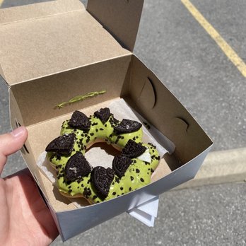 LaMochi Sweets - Matcha & Oreo Donut - Desserts Near Me - Scarborough, Ontario