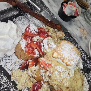 Flavor Rich Restaurant - Strawberry shortcake french toast - Breakfast & Brunch Near Me - Suwanee, Georgia Flavor Rich Restaurant - Strawberry shortcake french toast - Breakfast & Brunch Near Me - Suwanee, Georgia