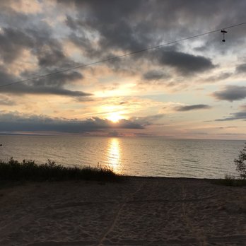 PLAGE LE RIGOLET BEACH - Updated February 2026 - 26 Photos - 18 Rue ...