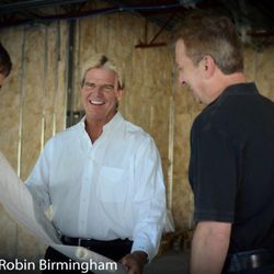 Haedrich & Co., Inc - Bill Haedrich, CCIM helping tenants finalize tenant improvements.