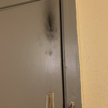 Days Inn by Wyndham Troy - Burn mark? On door - Hotels Near Me - Troy, Alabama