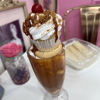 Happy Cake Bakery - Desserts Near Me - Bronx, New York