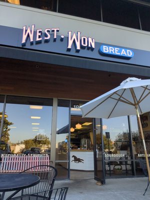 WEST WON BREAD by null