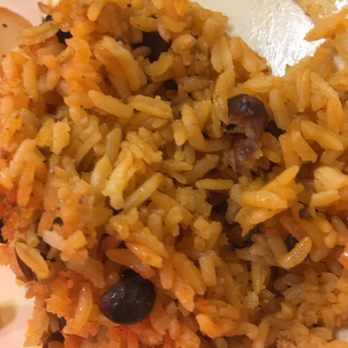 Papa's Cache Sabroso - Latin American Near Me - Chicago, Illinois