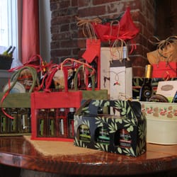 The Blue Olive - Our sampler gift sets make wonderful house-warming gifts and are great for those new to cooking with olive oil and vinegar.