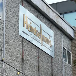 Heindselman's Yarn & Needlework