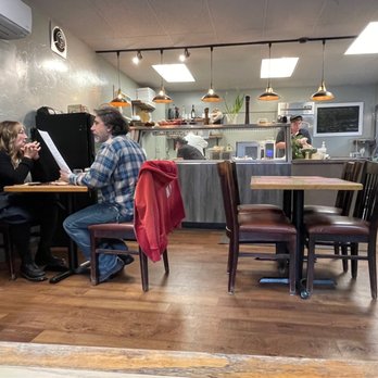 Piccolo Eatery - Cozy - Italian Near Me - Lititz, Pennsylvania
