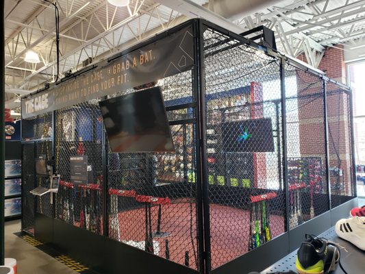 DICK'S Sporting Goods by null