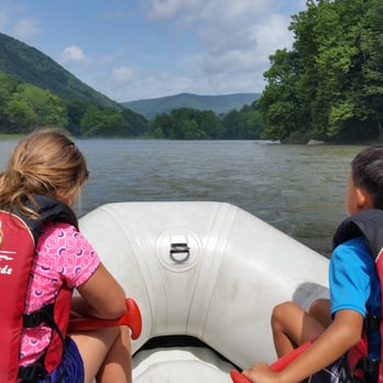 Laurel Highlands River Tours - Calm, kid-friendly Middle Yough - Tours Near Me - Ohiopyle, Pennsylvania Laurel Highlands River Tours - Calm, kid-friendly Middle Yough - Tours Near Me - Ohiopyle, Pennsylvania