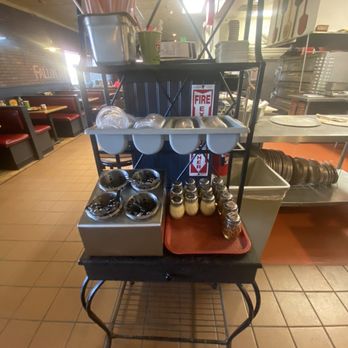 Pizza Factory - Organized and clean - Pizza Near Me - Fallon, Nevada