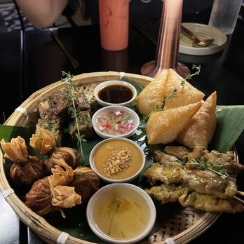 Siam Thai - Siam platter - Thai Near Me - Flushing, New York Siam Thai - Siam platter - Thai Near Me - Flushing, New York