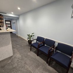 George Tsioulias, MD - Waiting area