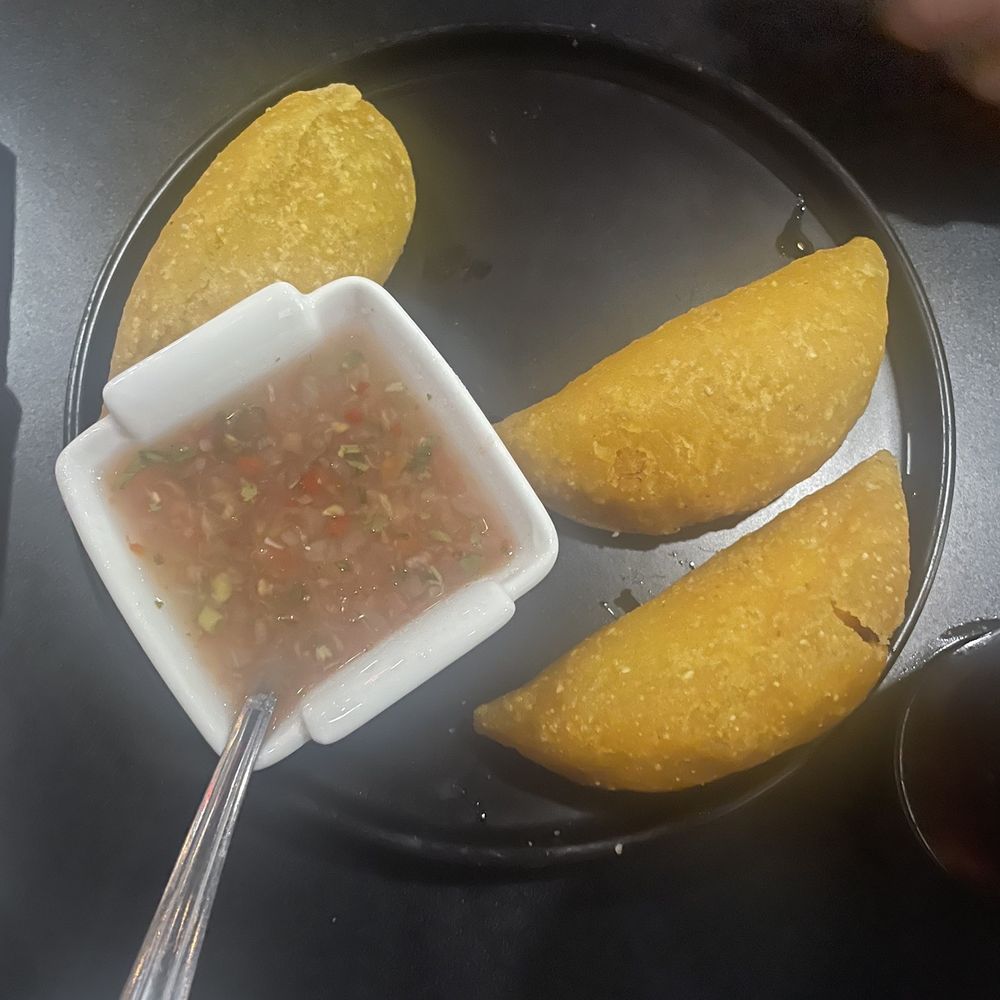 Rancho La Cumbre - Empanada Pollo - Colombian Near Me - Katy, Texas Rancho La Cumbre - Empanada Pollo - Colombian Near Me - Katy, Texas