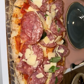 Bacio de la Mamma - Pizza - Restaurants Near Me - Luzern, LU