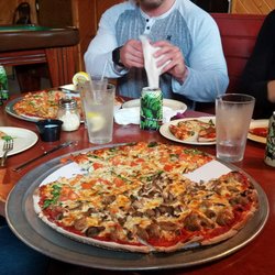 Traxx Sports Bar & Grill
