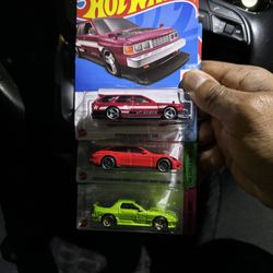 Dollar Tree - Hot wheels