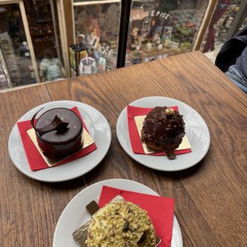Le Valentin - Patisserie - Tea Rooms Near Me - Paris, 75 Le Valentin - Patisserie - Tea Rooms Near Me - Paris, 75