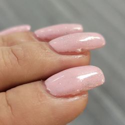 Cali Nails - Lumpy uneven thick. Not flush with my nail bed.