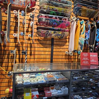 Vans - Skateboard - Shoe Stores Near Me - Sherman Oaks, California