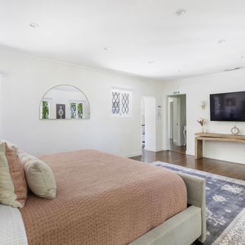 Luxe Recovery - Private Rooms - Rehabilitation Center Near Me - Los Angeles, California Luxe Recovery - Private Rooms - Rehabilitation Center Near Me - Los Angeles, California
