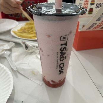Tsaocaa - Winter Springs - Strawberry yogurt drink - Bubble Tea Near Me - Winter Springs, Florida