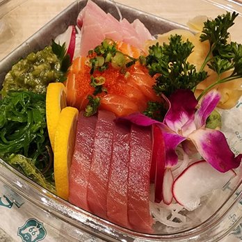Fukuro by Kru - Another view of the awesome chirashi - Sushi Bars Near Me - Elk Grove, California
